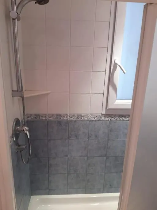 Comodo y funcional junto a playa y la montaña Apartamento Mutriku España